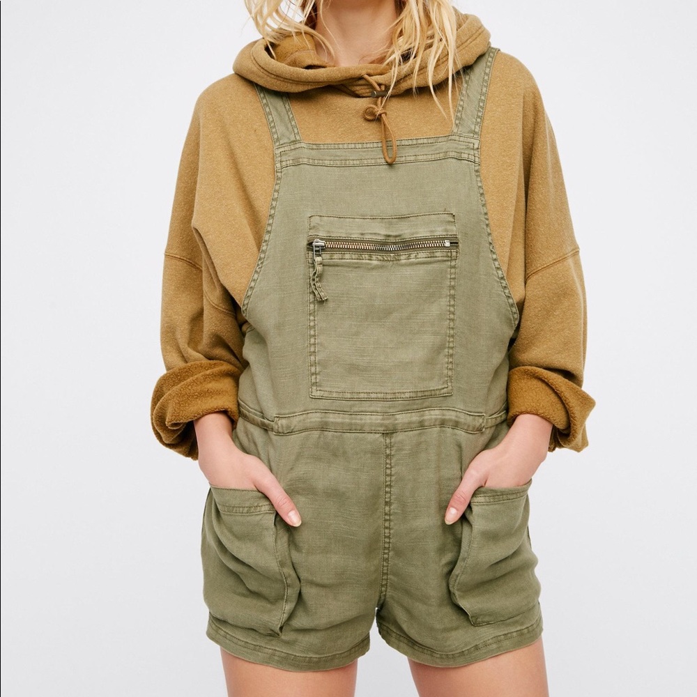 FREE PEOPLE FIRST CITY UTILITY SHORT-ALL NWOT